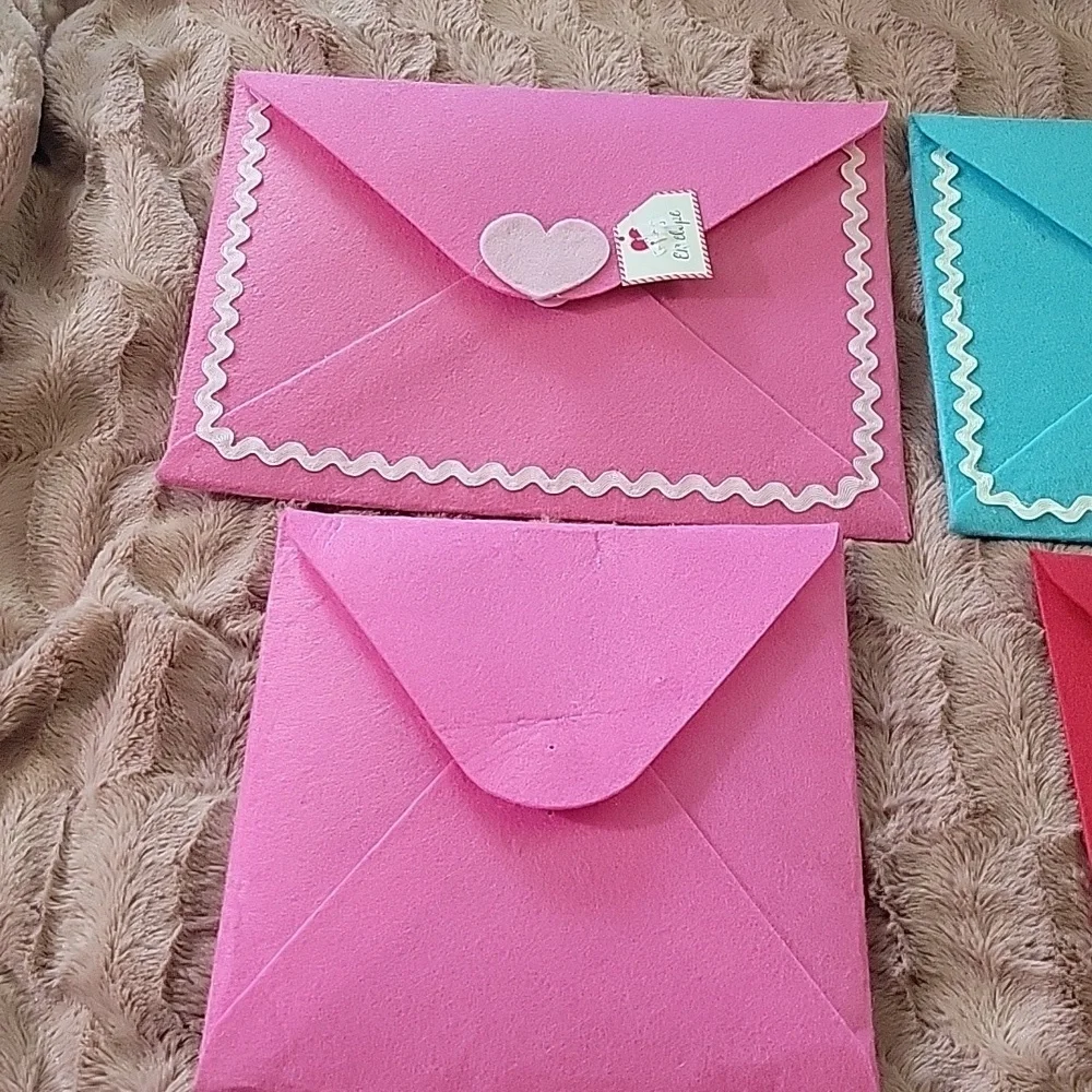 LLana, Unicorn & 2 matching Colored Felt Folders